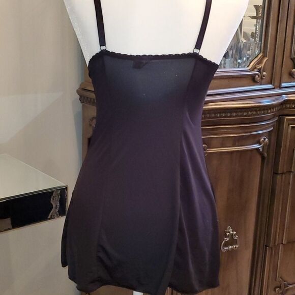 Size Small chemise nightgown dress. - Picture 4 of 6